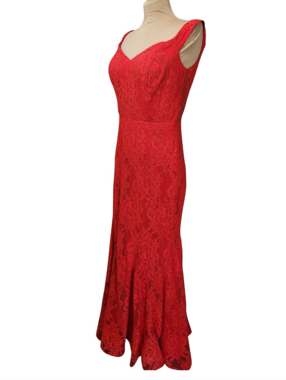 XSCAPE Red Lace Mermaid Formal Gown - Size 12 - Picture 7 of 16